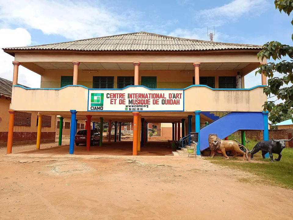 Centre International d’ Art et de Musique de Ouidadah(CIAMO), Ouidah — photo by Aimeabibis