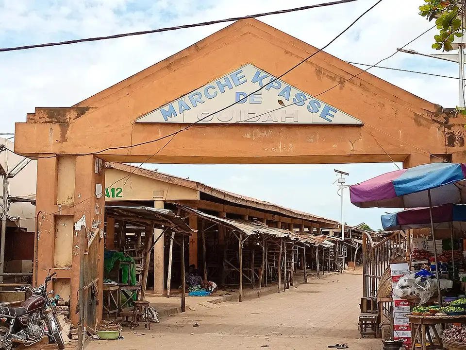 Marché de Kpassè, Ouidah — photo by Aimeabibis