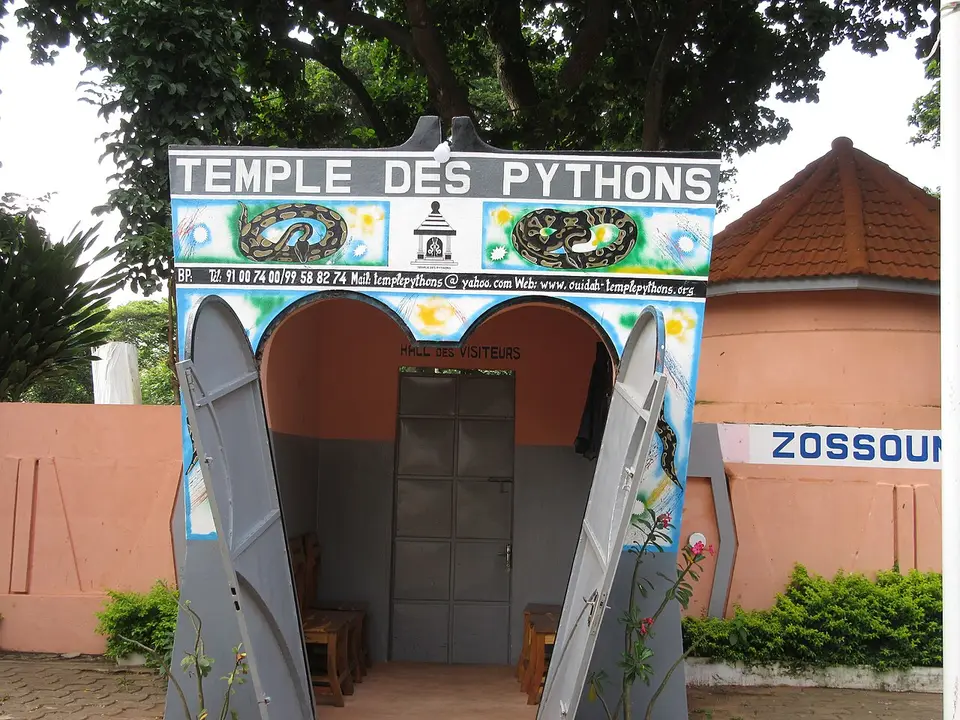 Temple des Pythons, Ouidah — photo by Rachad sanoussi